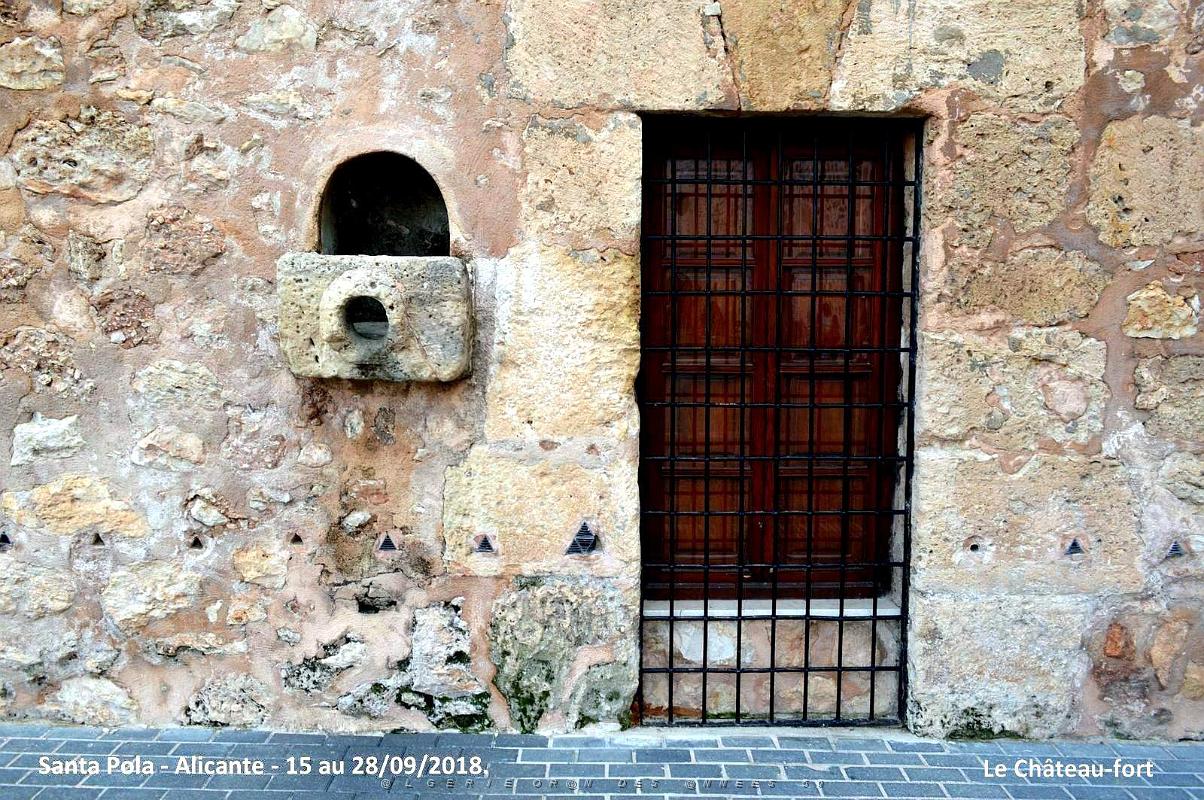 23 SANTA POLA CHATEAU FORT ET PLACE GLORIETA (74).JPG